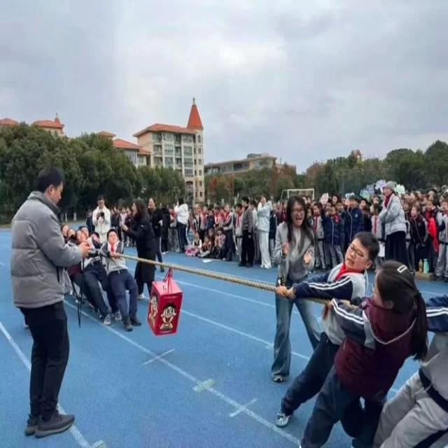 第375组球队名单变化解读：赛程影响与背后深意